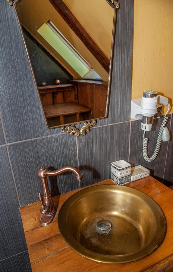 Balta Maja Hotel Pilsrundale Ngoại thất bức ảnh